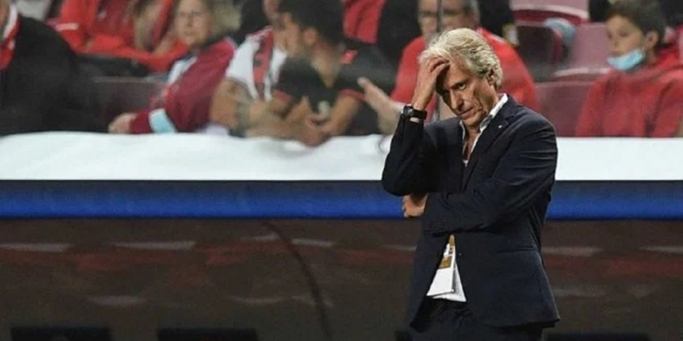 Jorge Jesus pode ser demitido ainda em dezembro; torcida faz coro pela saída e pressão é quase insustentável