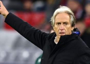 Benfica pode demitir Jorge Jesus ainda nesta semana, diz jornal de Portugal