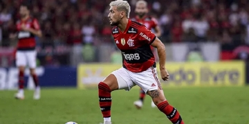 Renovação de Arrascaeta com o Flamengo volta a travar após derrota na Libertadores; futuro do uruguaio é incerto