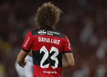 Insatisfeito com o que viu no Flamengo, David Luiz cogita voltar à Europa em 2022
