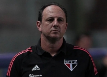 São Paulo prepara oferta para contratar lateral-direito do Flamengo a pedido do técnico Rogério Ceni