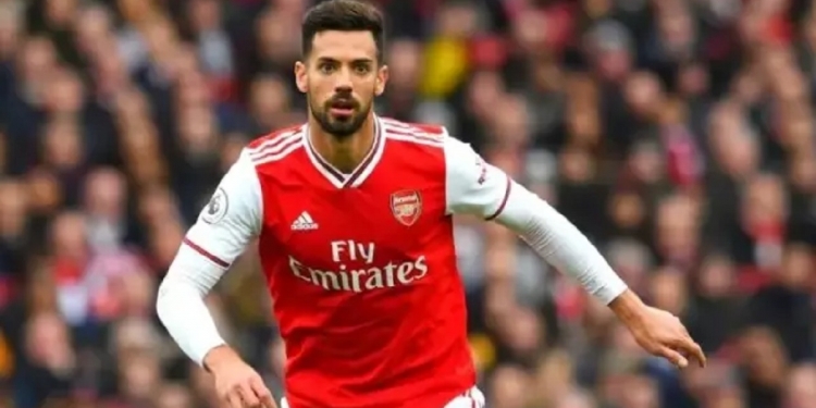 Tabloides ingleses dizem que Pablo Marí quer deixar o Arsenal e voltar ao Flamengo; torcida não perde tempo e agita as redes sociais