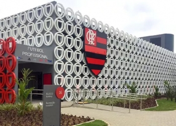 Flamengo dá chapéu no Palmeiras e anuncia contratação de meia do Alviverde como reforço para 2022