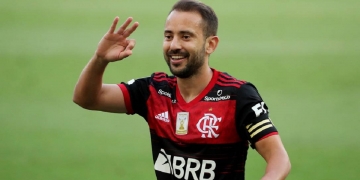 De olho na Copa do Mundo de 2022, Éverton Ribeiro decide se deixará o Flamengo para jogar no exterior