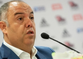 Flamengo anuncia contratação de volante com passagens por São Paulo e Seleção Brasileira