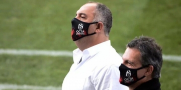 Técnico português cotado no Flamengo encaminha renovação com atual clube e fica distante da Gávea