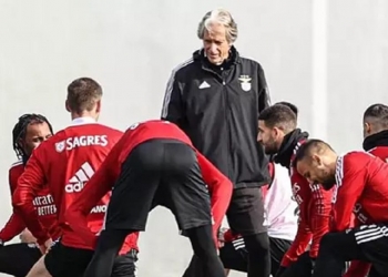 Jorge Jesus perde o controle dos vestiários do Benfica; relacionamento com jogadores é péssimo