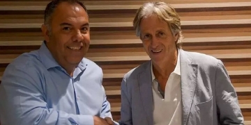 Jorge Jesus estaria magoado com Marcos Braz e Bruno Spindel após acerto do Flamengo com Paulo Sousa