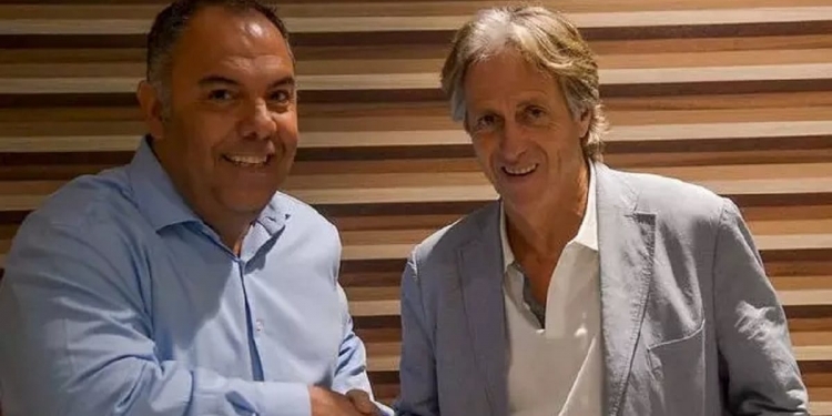 Jorge Jesus estaria magoado com Marcos Braz e Bruno Spindel após acerto do Flamengo com Paulo Sousa