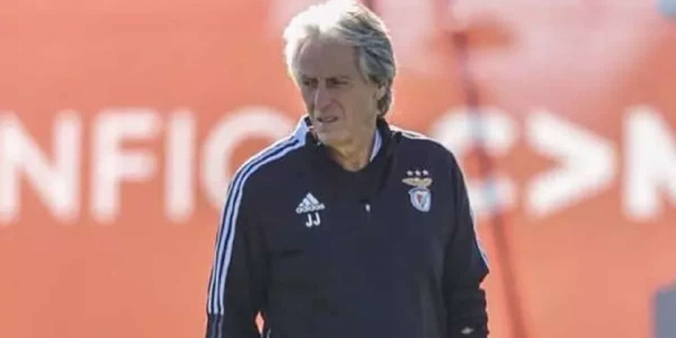 ‘Jorge Jesus nunca escondeu que queria voltar, mas o Flamengo não esperou’, lamenta staff de Mister