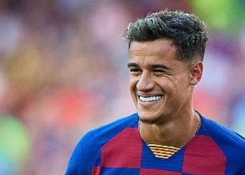 Familiar de Philippe Coutinho confirma conversas com o Flamengo; valores da transação são expostos