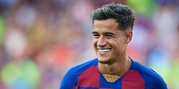 Familiar de Philippe Coutinho confirma conversas com o Flamengo; valores da transação são expostos