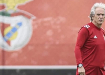 Jorge Jesus quis saber situação de técnico de time paulista para, em eventual queda, assumir o cargo