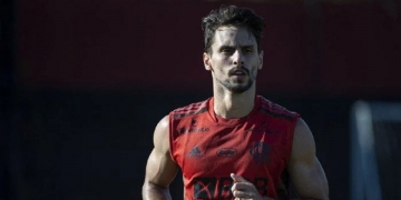 Rodrigo Caio é submetido a nova cirurgia após infecção em ponto no joelho direito