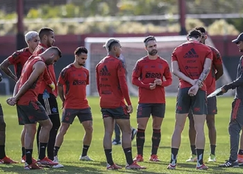 Jogador do Flamengo testa positivo para Covid-19 na reapresentação e é dispensado do CT Ninho do Urubu