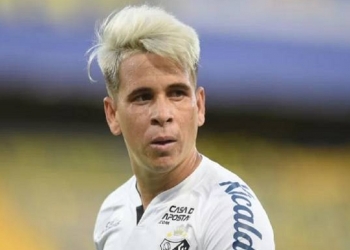 Flamengo apresenta proposta oficial a Soteldo; diretoria se assusta com elevado salário e tenta negociá-lo