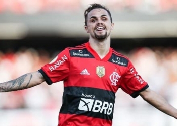 Al-Hilal propõe pagamento à vista para convencer o Flamengo da venda de Michael; valores são multimilionários