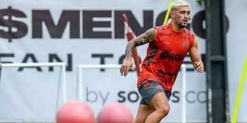Arrascaeta deve continuar no Flamengo até 2026; conversas avançaram positivamente na última semana