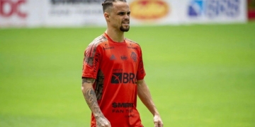 Al-Hilal pode anunciar Michael a qualquer momento; clima já é de despedida nos bastidores do Flamengo