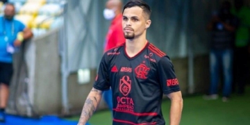 Flamengo acerta a venda de Michael ao Oriente Médio; valores multimilionários são expostos