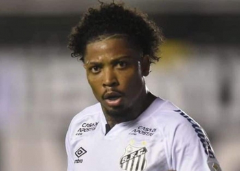 Valor do salário de Marinho no Flamengo é divulgado; dinheiro é inferior ao das estrelas do elenco