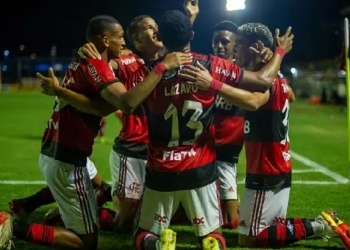 Transmissão de Flamengo x Portuguesa eleva a audiência da Record