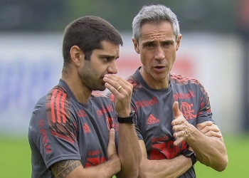 Nova barca do Flamengo deve contar com saída de meia de R$ 268 milhões e mais dois jogadores, diz jornalista