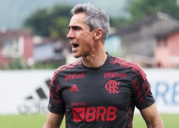 Sem espaço no time de Paulo Sousa, Flamengo libera meia para que busque outra equipe no futebol brasileiro