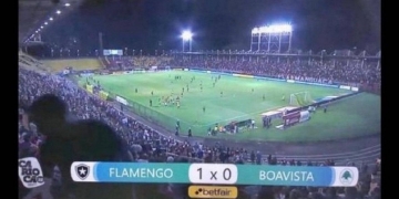 Ferj comete erro imperdoável e troca escudo do Flamengo com o do Botafogo em transmissão do Cariocão