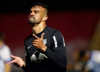 Flamengo aceita pagar multa rescisória e encaminha a compra do zagueiro Fabrício Bruno junto ao Bragantino