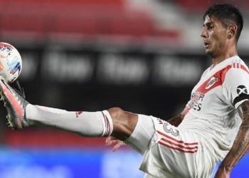Flamengo define estratégia para a contratação de lateral argentino, mas conta com concorrência no Brasil