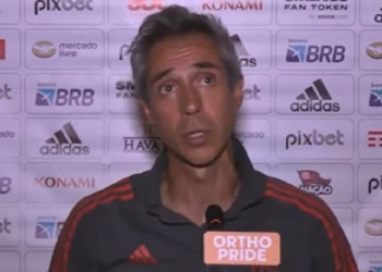 Paulo Sousa aponta principal defeito identificado no atacante Pedro