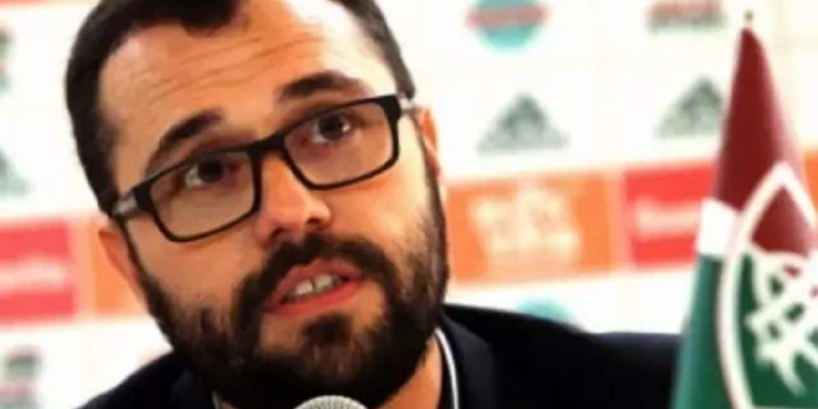 Desespero bateu? Diretoria do Fluminense promete ‘bicho’ para encher o bolso dos jogadores em caso de vitória contra o Flamengo