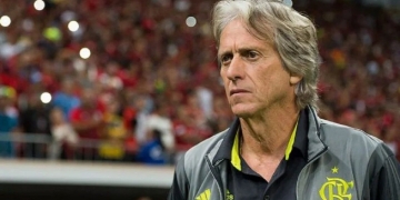 Acerto de Jorge Jesus com clube árabe e desmentido e reviravolta pode culminar em retorno ao Flamengo