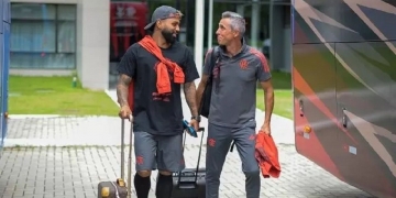 Paulo Sousa causa rixa interna no vestiário do Flamengo ao passar braçadeira de capitão a Gabi