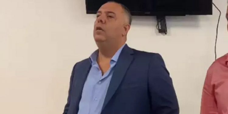 ‘Acha que seria idiota, burro ao extremo?’: Marcos Braz garante que jogadores foram avisados sobre reunião com torcidas organizadas
