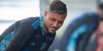 Flamengo recebe sondagens de dois times do exterior pela contratação do goleiro Diego Alves