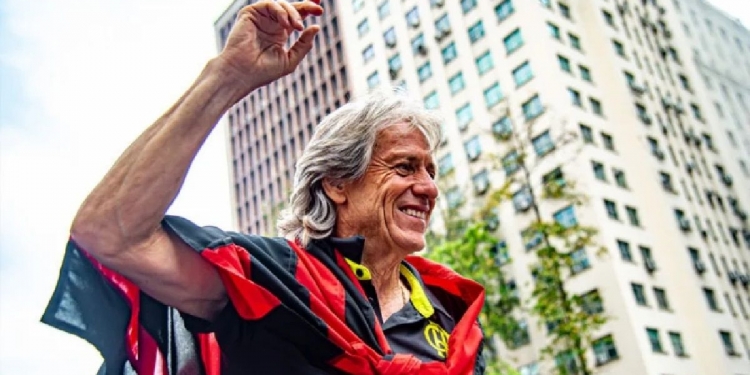 Jorge Jesus volta ao Brasil neste mês de janeiro; motivo da viagem é divulgado