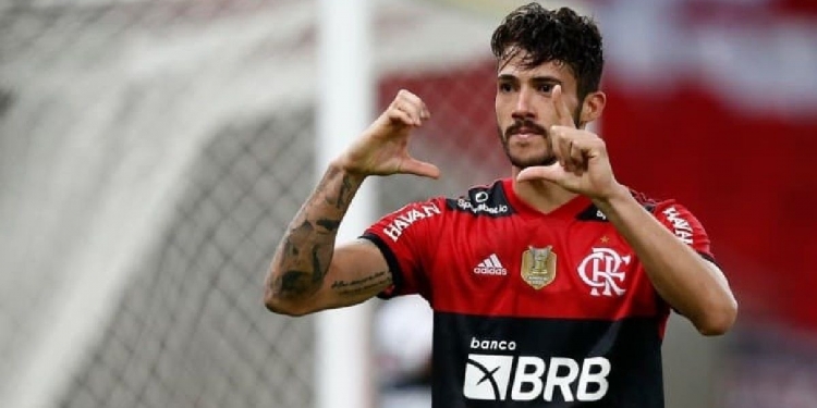 Ronaldo Fenômeno quer comprar Gustavo Henrique, do Flamengo, para ser titular do Cruzeiro na Série B