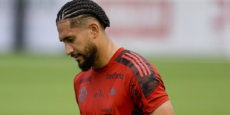 Pablo causa susto nos bastidores do Flamengo por sua força e é descrito como ‘cavalo’; retorno aos gramados está próximo