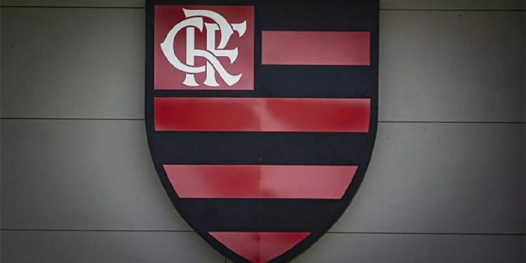 Negócio multimilionário: Flamengo assina contrato de 40 milhões de euros com reforço vindo do Palmeiras
