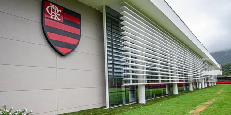 Flamengo acerta a venda de atacante para adversário da Série A do Campeonato Brasileiro