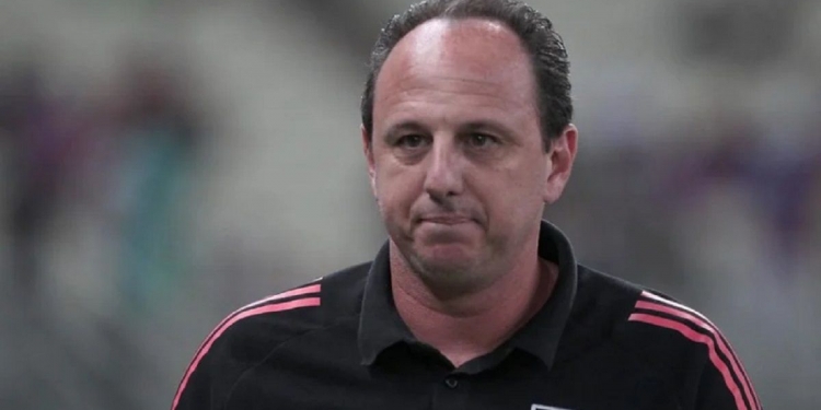 A pedido de Rogério Ceni, São Paulo se prepara para tirar três medalhões de uma única vez do Flamengo