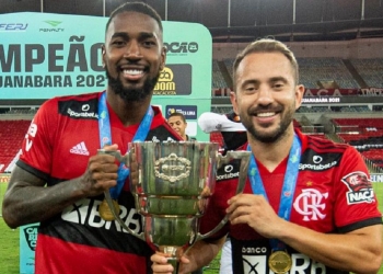 Everton Ribeiro fala sobre o retorno de Gerson à Gávea; Coringa está no grupo do WhatsApp dos jogadores do Flamengo