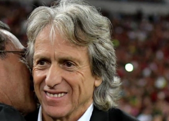 Jornalista expõe conversas nos bastidores da diretoria do Flamengo pelo retorno de Jorge Jesus e demissão de Paulo Sousa