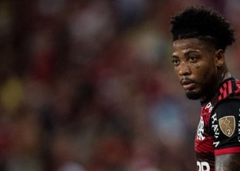 Marinho rompe o silêncio e desabafa pela primeira vez sobre falta de oportunidades no Flamengo de Paulo Sousa
