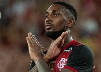 Pai de Gerson comparece ao CT Ninho do Urubu e deixa a torcida do Flamengo em polvorosa com possível retorno: ‘daqui a pouco está de volta’