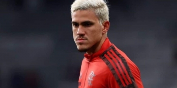 Palmeiras prepara nova investida por Pedro após mãe do atacante ser flagrada chorando no Maracanã
