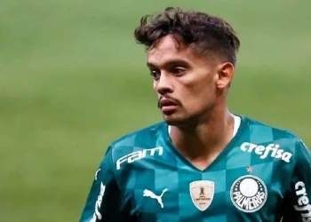 Flamengo e Botafogo estariam interessados em Gustavo Scarpa, de saída do Palmeiras; salário exorbitante preocupa a Nação