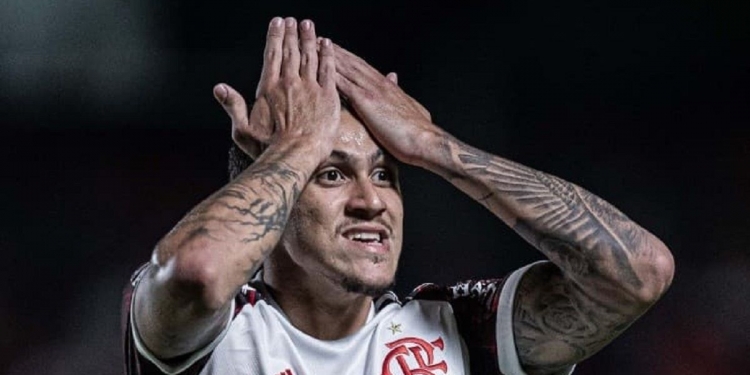 Flamengo teria aceitado vender Pedro após rumores de insatisfação do atacante com Paulo Sousa